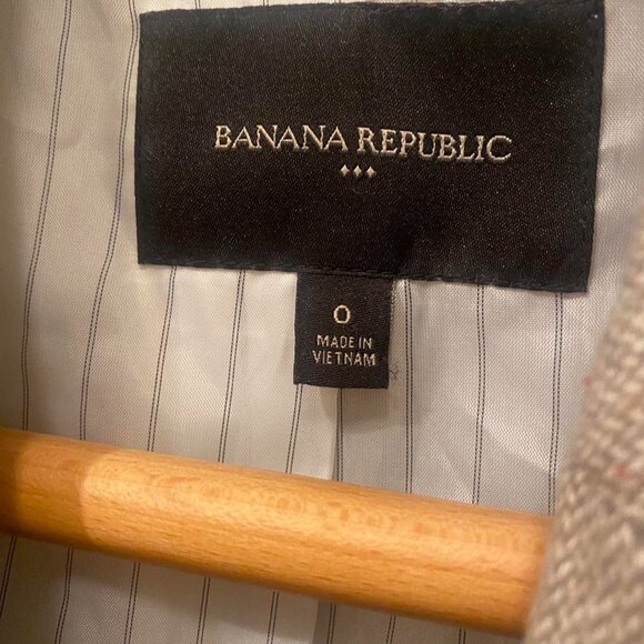 Banana Republic Women's Jacket - Picture 3 of 4